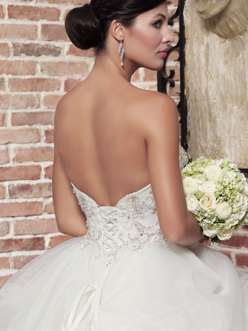 2230 FULL SWEETHEART NECKLINE SLEEVELESS