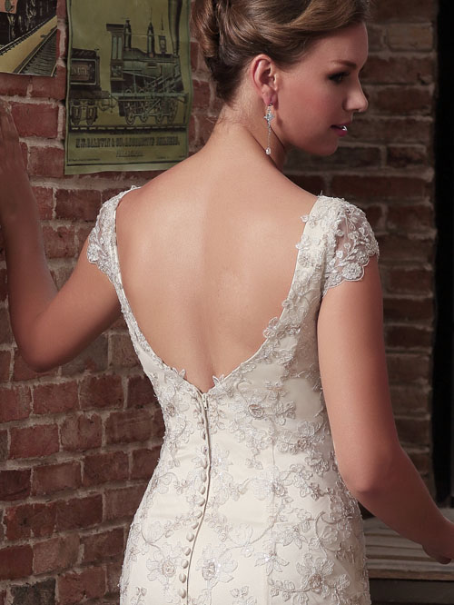 2231 TRUMPET SWEETHEART NECKLINE