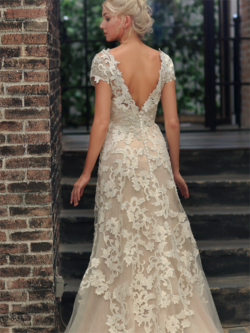 2245 A LINE V NECKLINE