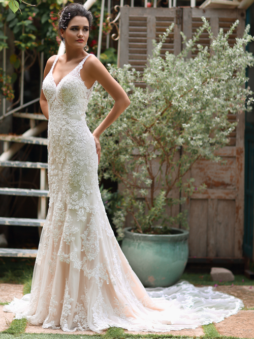 2254 TRUMPET V NECKLINE SLEEVELESS