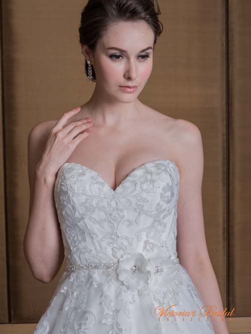 3265 FULL SWEETHEART NECKLINE SLEEVELESS