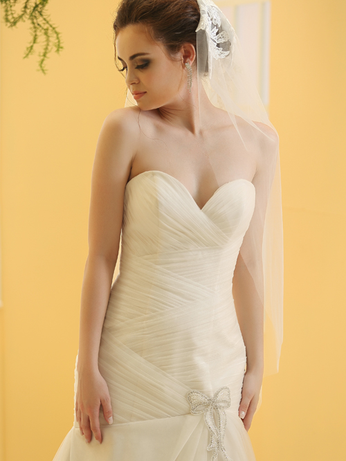 3319 TRUMPET SWEETHEART NECKLINE SLEEVELESS