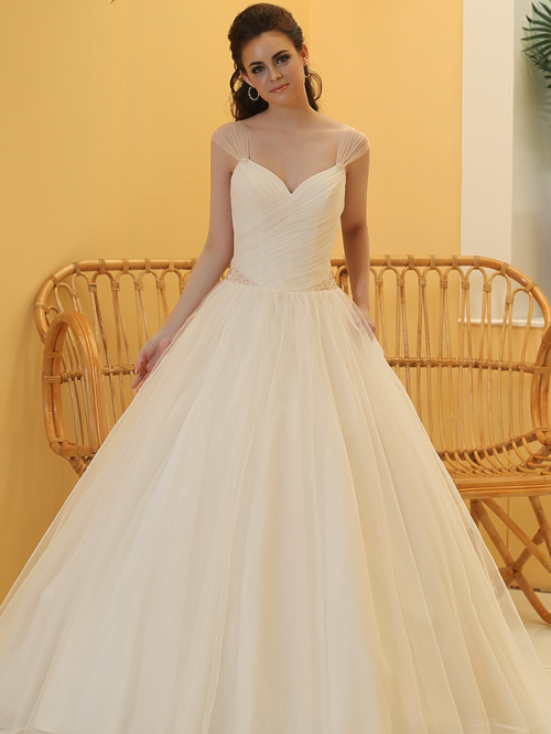3320 BALL GOWN SWEETHEART NECKLINE CAP SLEEVE
