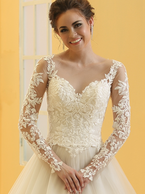 61306 TOP  SWEETHEART NECKLINE LONG SLEEVE