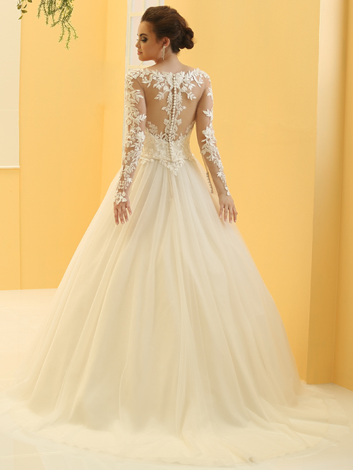 6306304 BALL GOWN SWEETHEART NECKLINE LONG SLEEVE