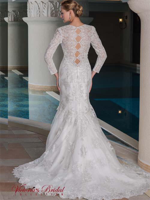 8272 MERMAID SABRINA SLEEVELESS OR LONG SLEEVE