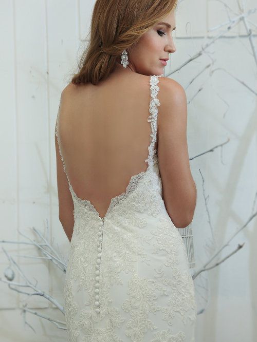 8293 EMPIRE STRAPS NECKLINE SLEEVELESS