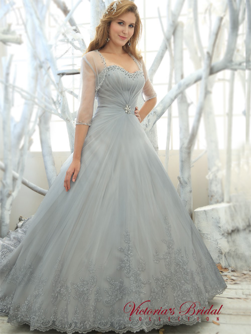 8294 BALL SWEETHEART NECKLINE SLEEVELESS