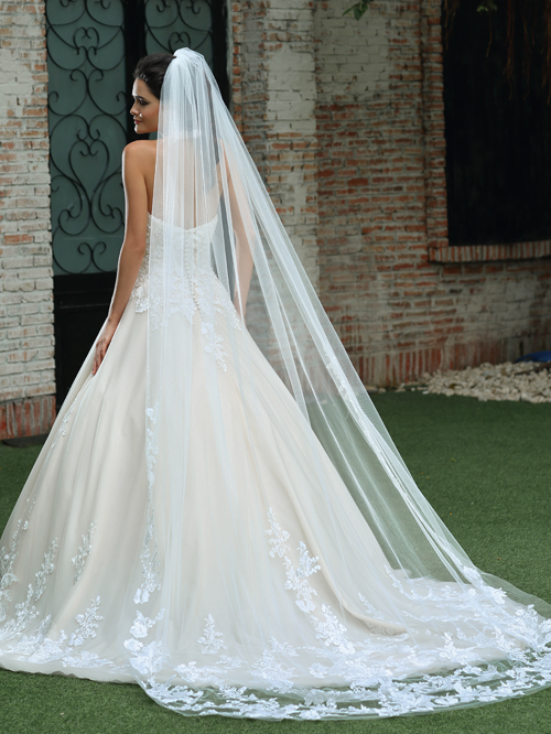 8322 FULL A-LINE SWEETHEART NECKLINE SLEEVELESS