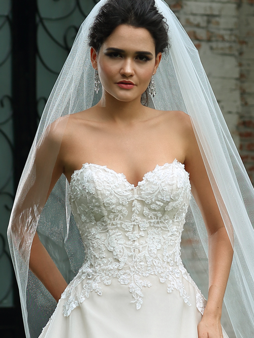 8322 FULL A-LINE SWEETHEART NECKLINE SLEEVELESS