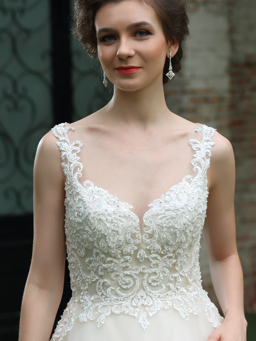 8325 FULL A-LINE SWEETHEART NECKLINE SLEEVELESS