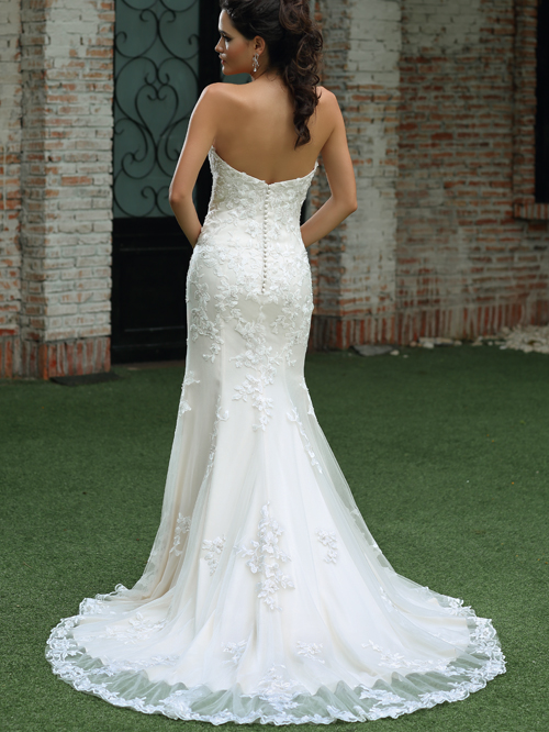 8326 TRUMPET SWEETHEART NECKLINE SLEEVELESS