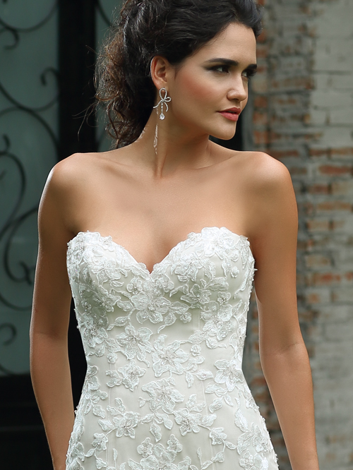 8326 TRUMPET SWEETHEART NECKLINE SLEEVELESS