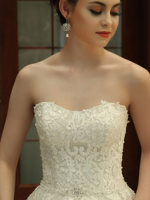 8342 BALL GOWN SCOOP NECKLINE SLEEVELESS