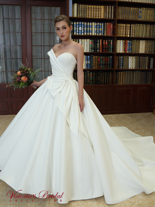 8347 BALL GOWN SWEETHEART NECKLINE SLEEVELESS
