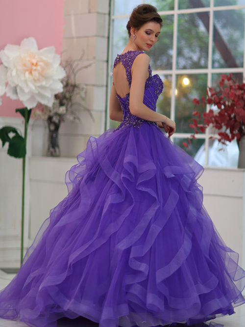 9970 FULL SWEETHEART NECKLINE SLEEVELESS