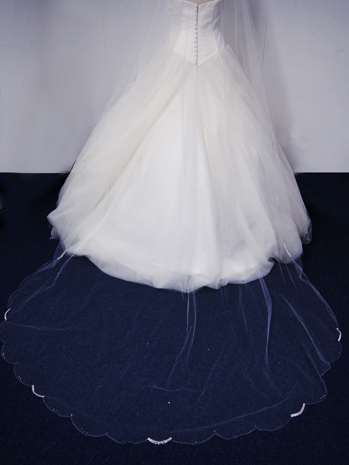 VEIL V1822