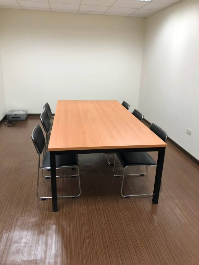 ART會議桌