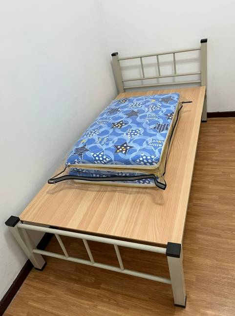 宿舍單人床加床墊