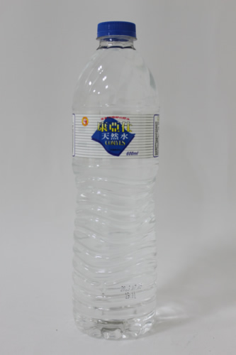 康亞仕天然水