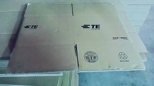 紙箱