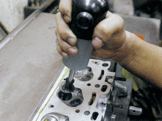 AIR VALVE LAPPER