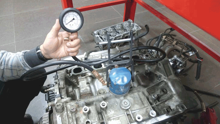 OIL PRESSURE TEST KIT